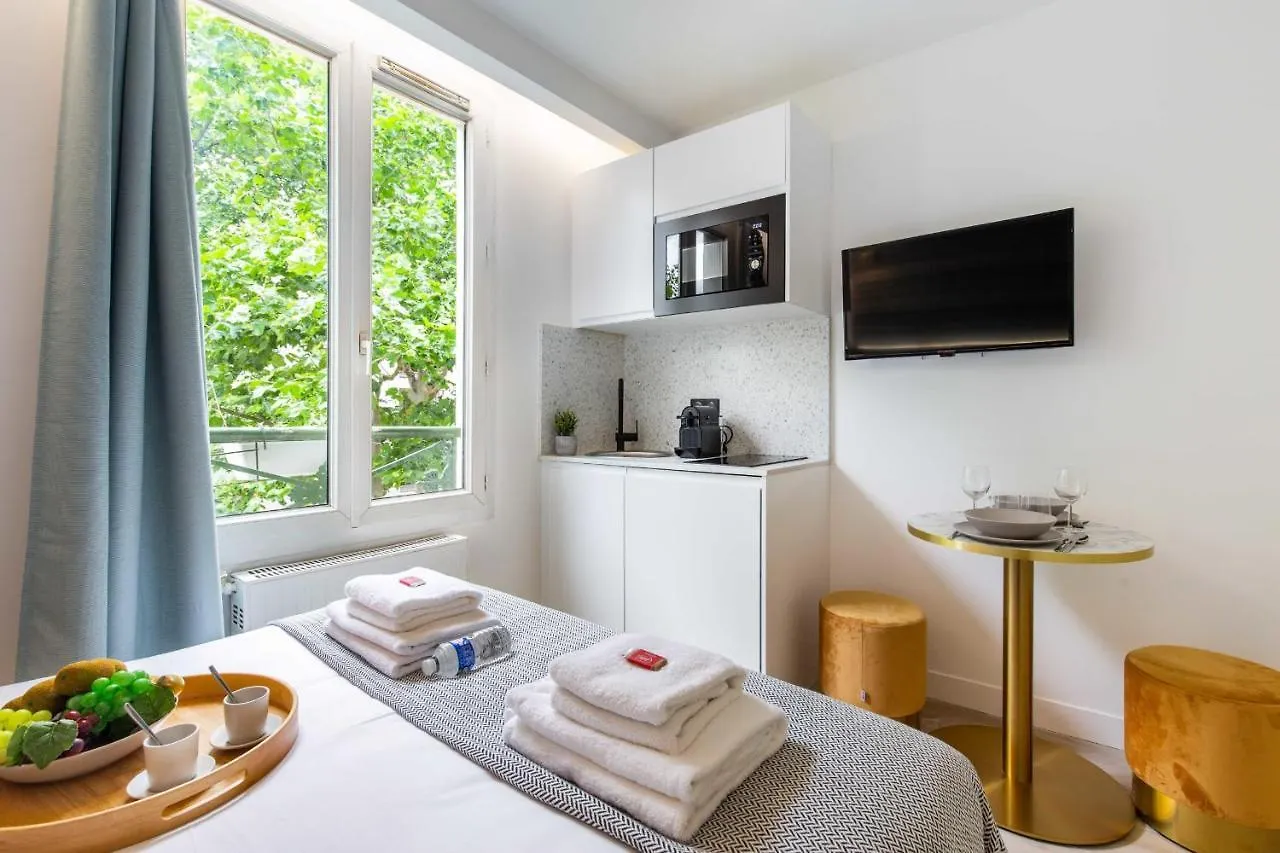 Cosy Studio - Parc Des Expositions Tour Eiffel 12 Apartment Paris France